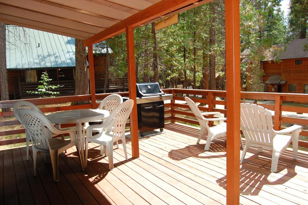 35 Cubbys Den Villa Wawona Exterior photo