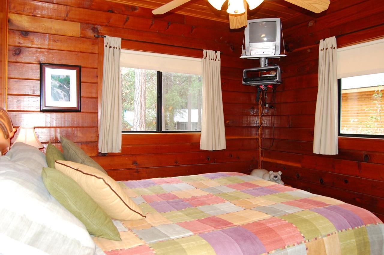 35 Cubbys Den Villa Wawona Exterior photo